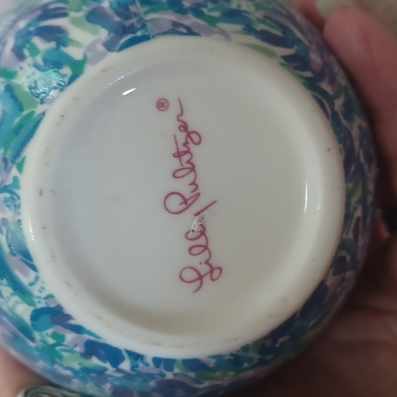 Lilly Pulitzer Blue "Lion Around" Mug - Picture 5 of 5